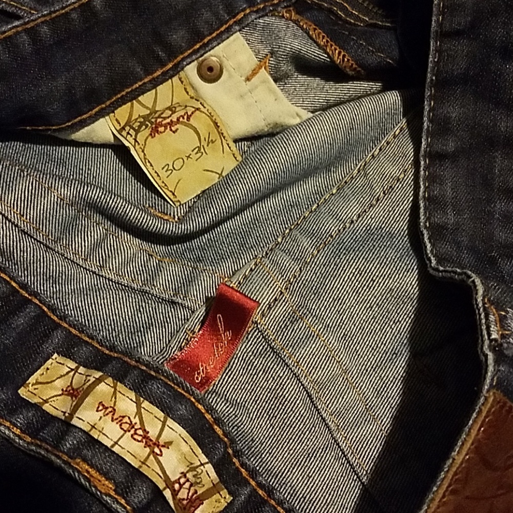 Jean's - Picture 5 of 5